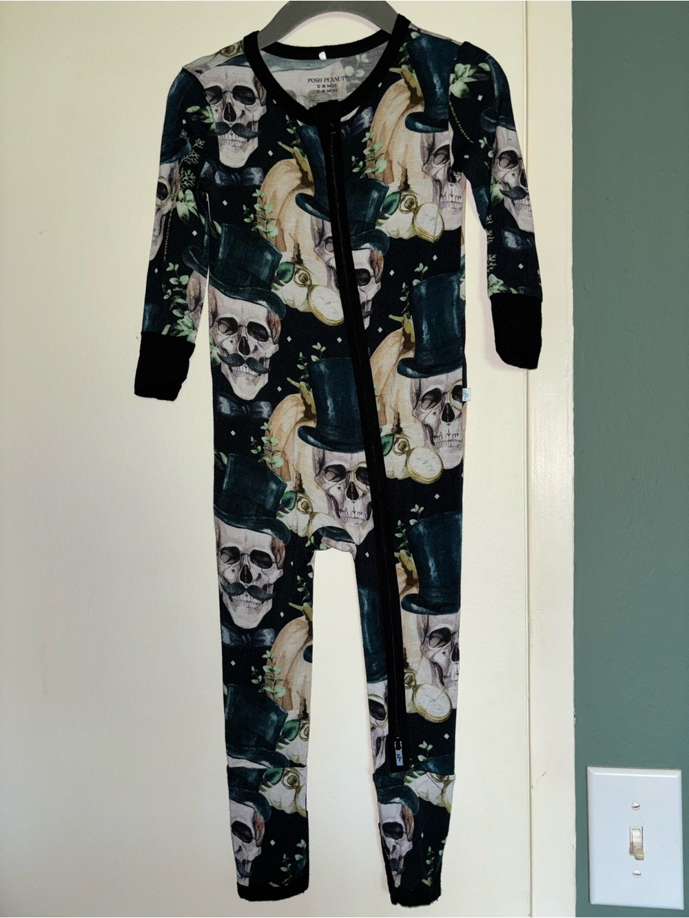 Posh Peanut Theodore convertible one piece footie size 12-18m